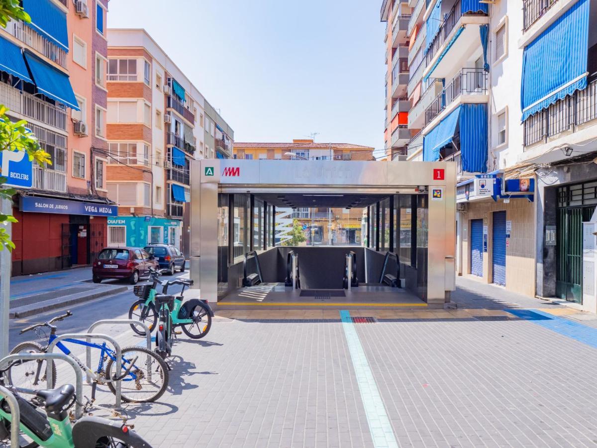 Cubo'S Cruz Humilladero Apartment Malaga Ngoại thất bức ảnh